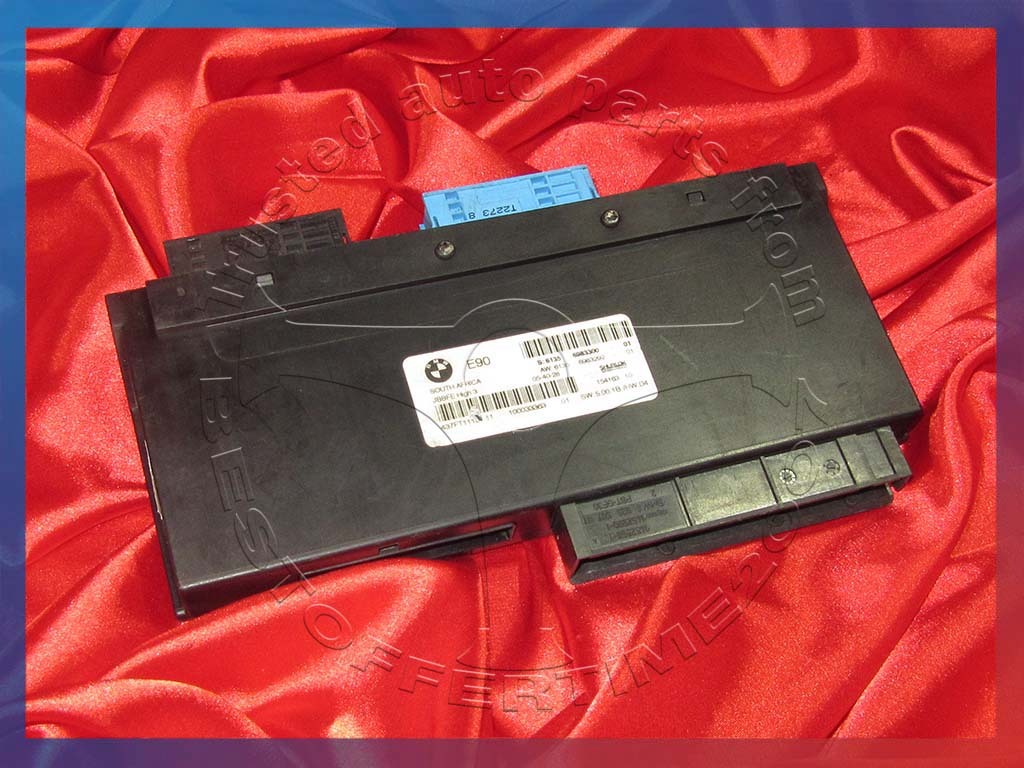 BMW E90 3'ies ELECTRONIC JUNCTION BOX BODY CONTROL MODULE