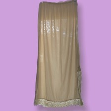 Vintage 1960s Komar Silky 100 Nylon Lace Hem Cream Beige Half Slip Skirt Size M