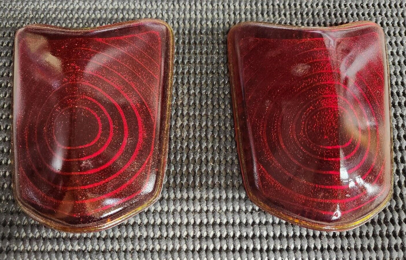 NOS PAIR (2) 1939 Dodge Stop & Tail Lamp Light Lens - Lynx Eye T-367