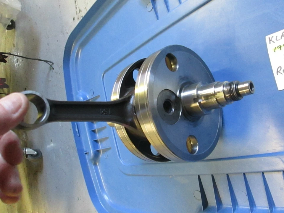  Conjunto cigüeñal Kawasaki 1988-1996 KLR650 / TENGAI (1990/91) 13031-1276 Foto 2 de 4