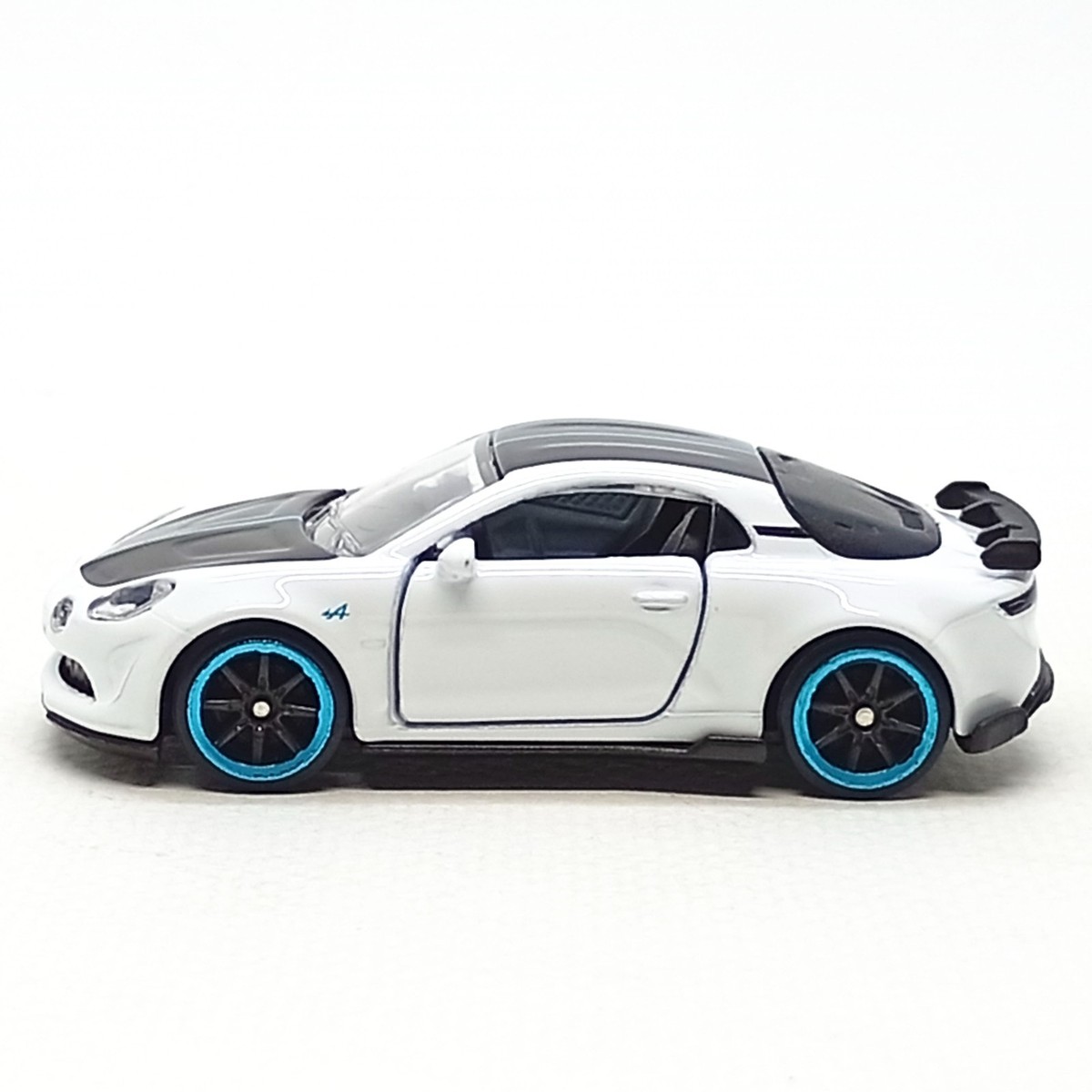 Majorette Renault Alpine A110R White / Black 1:64 (3