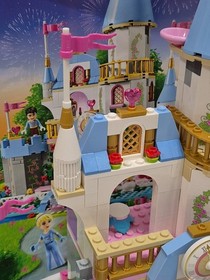LEGO Disney: Cinderella's Romantic Castle (41055). NOT Complete, w/instructions.