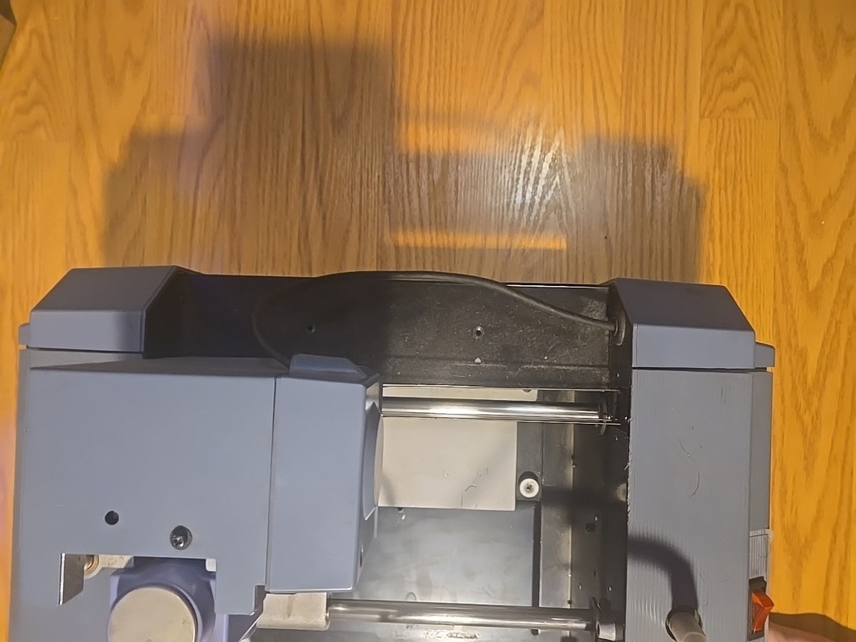 Roland Modela MDX-15 3D Plotter - Milling Machine - Turns On