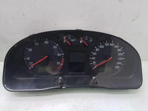 VW PASSAT Variant B5 3B5 Kombiinstrument 3B0920822 2.50 Diesel 74kw 35083676