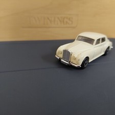 MATCHBOX  ROLLS ROYCE SLIVER CLOUD 1:69 1985 LOOSE