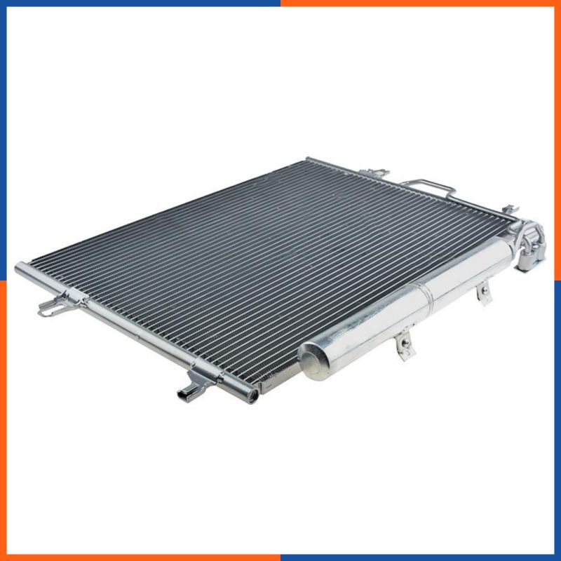 Condensateur de climatisation pour Mercedes Classe E W211 référence 2115000154 en aluminium
