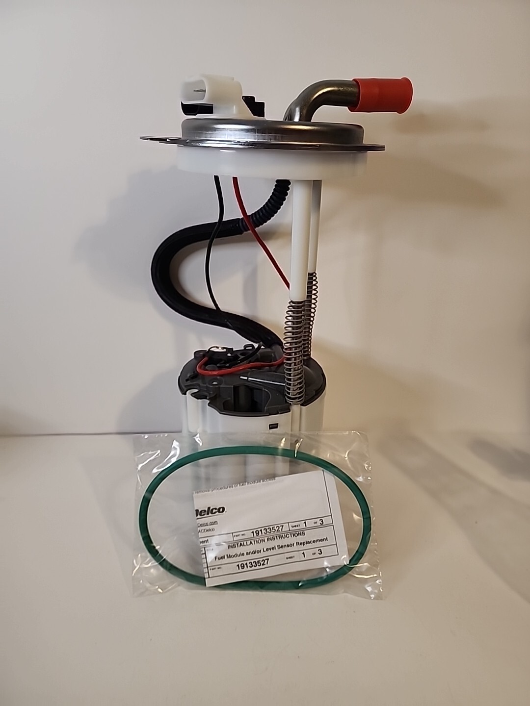 New ~ ACDelco 19133527 Fuel Pump Module And Level Sensor Replacement AssemblyBox