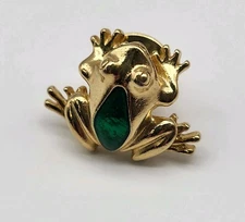 Adorable vintage frog enamel tie tack lapel pin Toad Nature