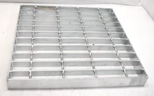 RELN Series 410 Pit Galvanized Steel Class A Grate 235mm x 235mm x 20mm