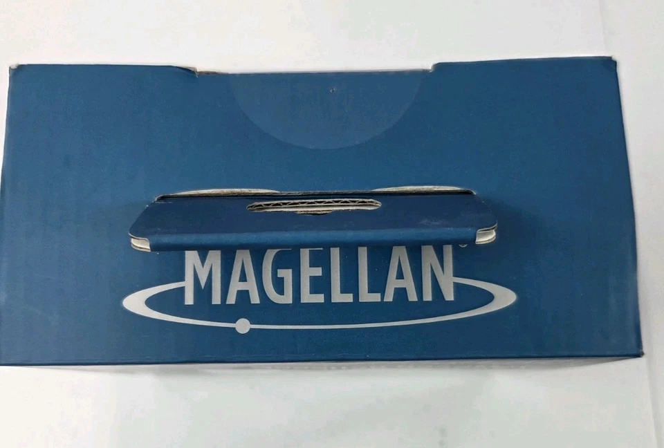 Magellan RoadMate 5635T-LM 5” GPS Navigator New Sealed - Image 3 of 4