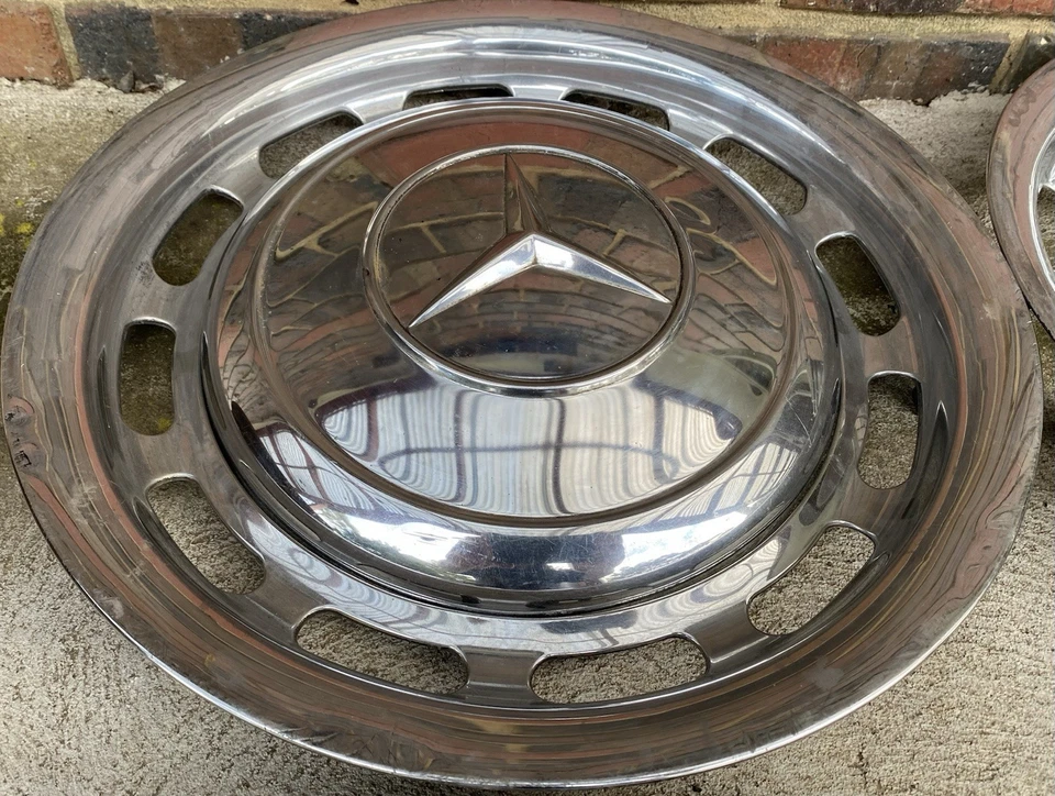 Embellecedores de vestido/rueda Mercedes Benz. Juego de 4..13”… 1954-1959. 220A-220S..W180. Foto 3 de 4