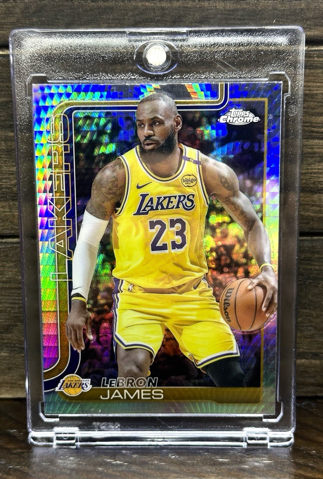 LeBron James 2025-26 Topps Chrome Prism Refractor No. 127