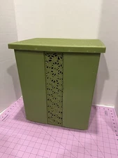 Vintage 1970s Fesco 8908 Clothes Hamper Plastic Trash Lid Avocado Green 16x14x11