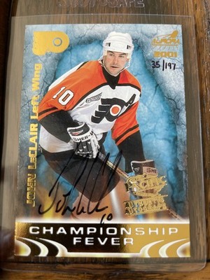 John LeClair autographed Hockey Card (Flyers) 2001 Pacific #18 35/197