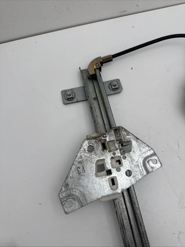 Rear window regulator Rear Left 2001 VOLVO S40 Used B380-19 Foto 2 de 4