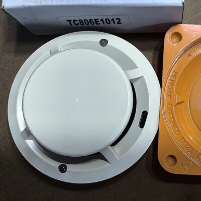 Honeywell TC806E1012 Addressable Smoke Detector Fire Alarm Free Shipping New