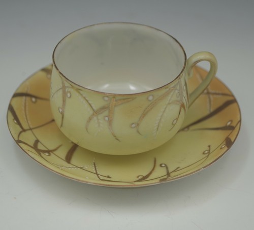 ANTIQUE NIPPON EGGSHELL PORCELAIN TEA CUP AND SAUCER SET YELLOW OMBRE GOLD - Picture 1 of 5