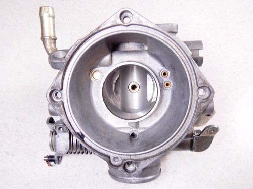 86 HONDA GL1200A GOLD WING RIGHT SIDE CYLINDER #3 CARBURETOR BODY HOUSING - Picture 2 of 10