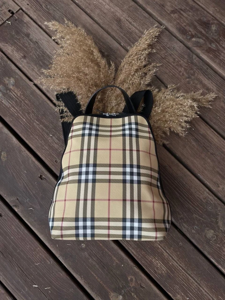 Mochila de cuero Burberry Nova Check de lona recubierta Foto 4 de 4