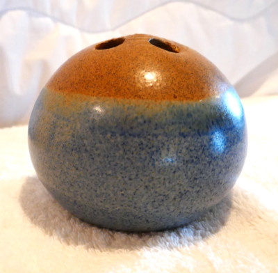 Harmony pottery pen or pencil holder or vase signed by Artist  Sharlyn