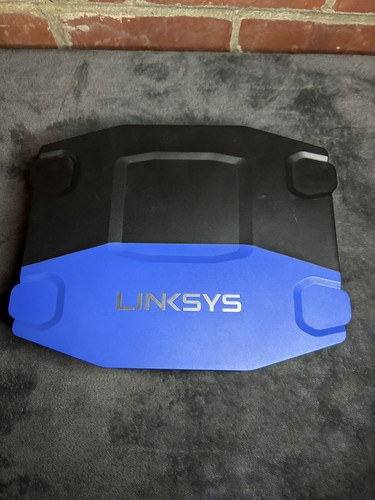Linksys SE4008 WRT 8 Gigabit Port Ethernet Switch No Power Cord - Picture 2 of 7