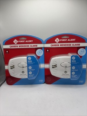 Lot of 2 First Alert CO605 Carbon Monoxide Alarm Plug-In w/ 9V Battery Backup