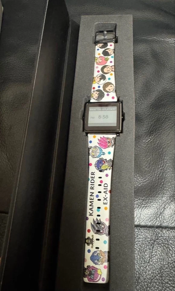Reloj de pulsera digital EPSON de lona inteligente × KAMEN RIDER EX-AID resistente al agua sin usar Foto 2 de 4