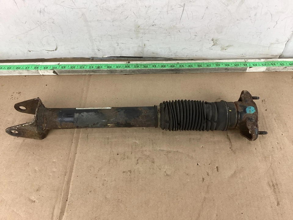 2013-2016 Mercedes Benz GL450 Shock Strut Set OEM - Image 2 of 4