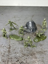 Vintage Toy Soldier Diorama Playset Mixed Group TimMee Marx War Scene Lot
