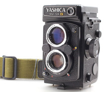 [Mint] Yashica Mat-124G Medium Format TLR Film Camera 80mm f3.5 From Japan