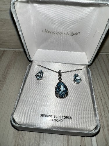 Juego de aretes collar de diamantes y topacio azul de ley en caja - Imagen 2 de 4
