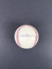 Top 10 Eddie Murray Baseball Cards 17