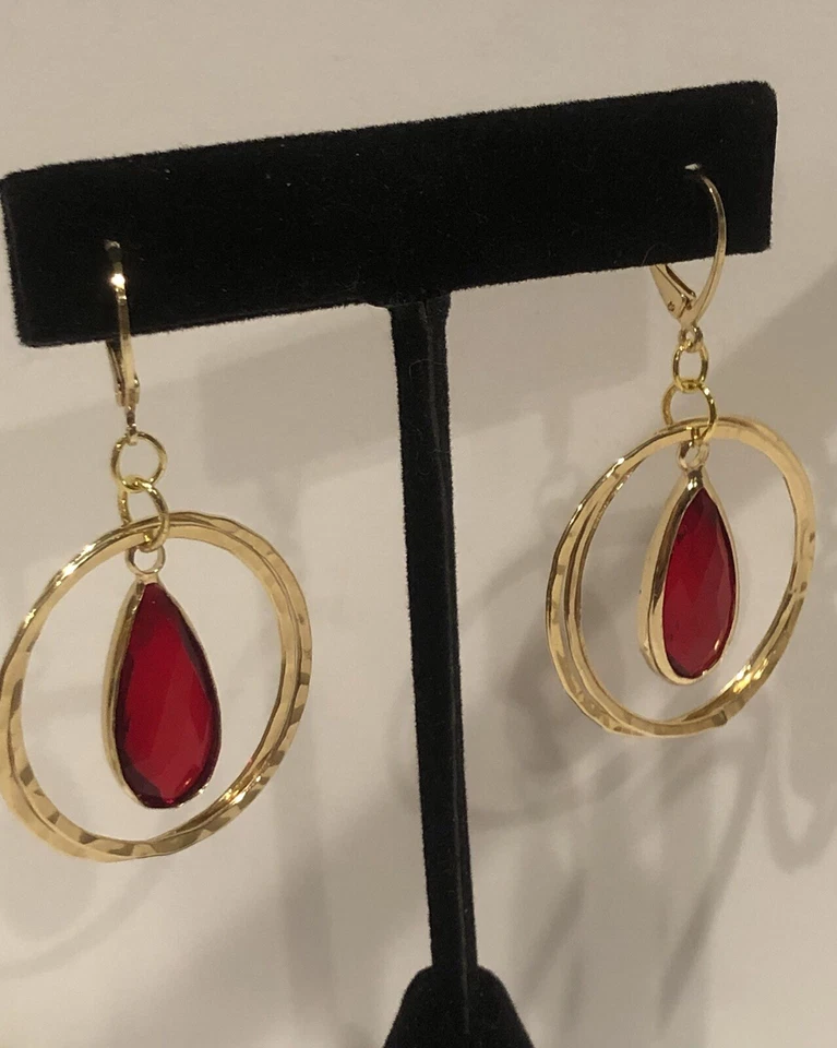 14k Solid Gold Leverbacks w 14k Gold w Silver Core Circle w Red Amber Crystals - Image 3 of 4