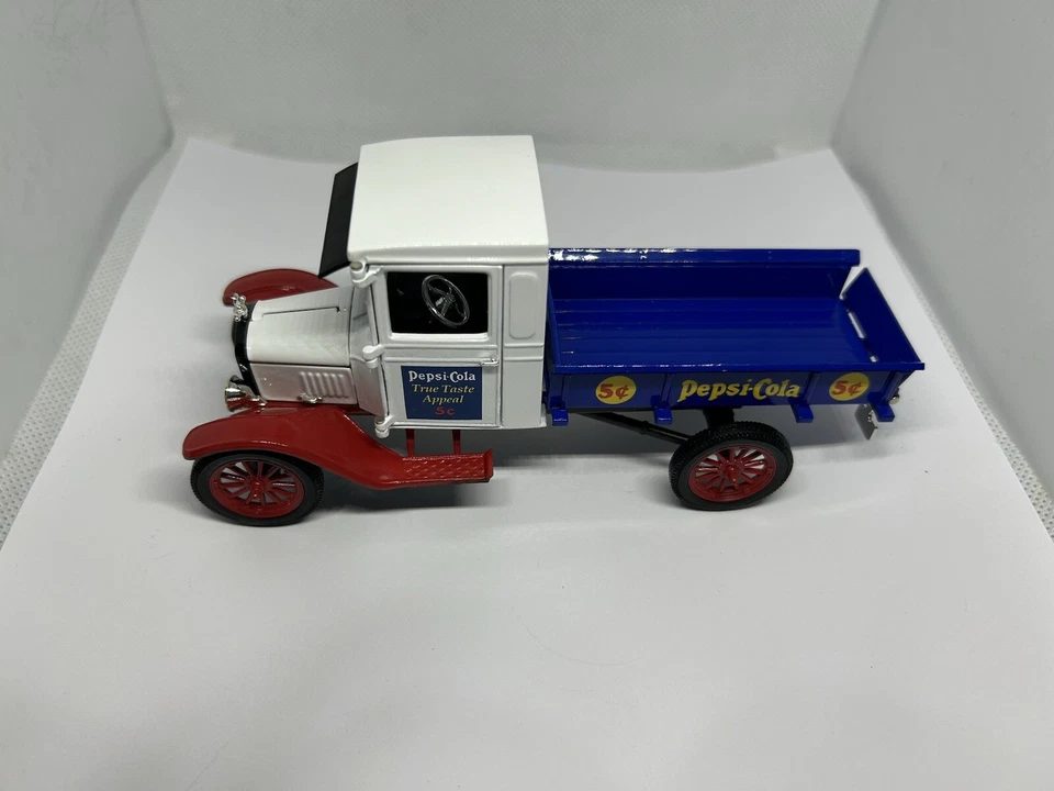 SIGNATURE PEPSI-COLA 1923 FORD MODEL T PICKUP 1:32 - Image 3 of 4
