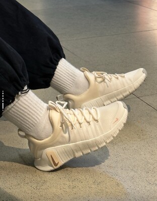 nike metcon pale ivory