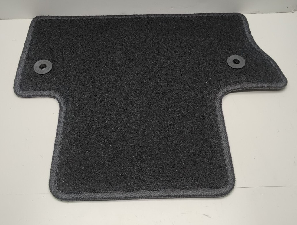 2011 2018 Volvo OEM Floor Mats S60 V60 4 Mats in Gray 39801568