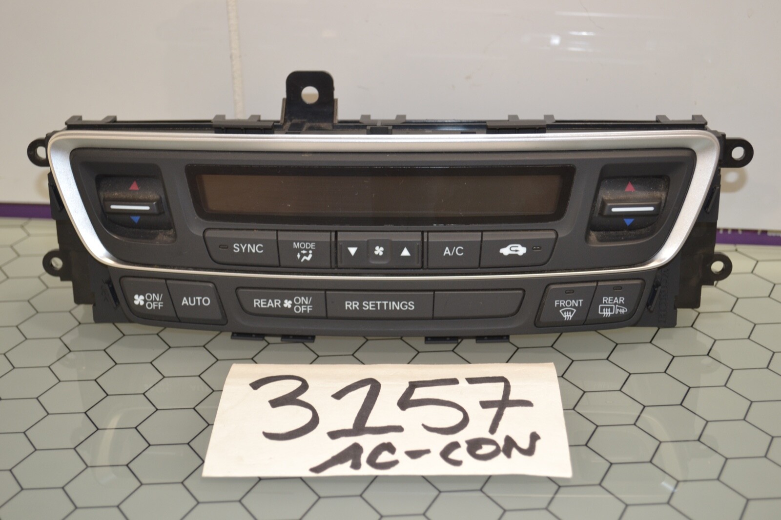 17 18 19 Honda Ridgeline AC and Heater Control Used Stock #3157-AC