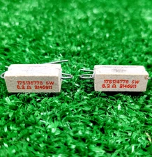 (2) Vintage Wirewound Power Resistors 5W 8.2 Ohm NOS 8.2Ω