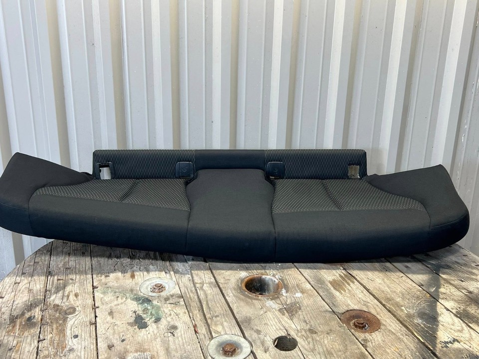 BMW 1 SERIES 2012/ REAR SEAT BASE/ BLACK
