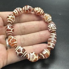 Himalayan Dzi Zee Etched Decorated Carnelian Agate Stone Beads Bracelet 