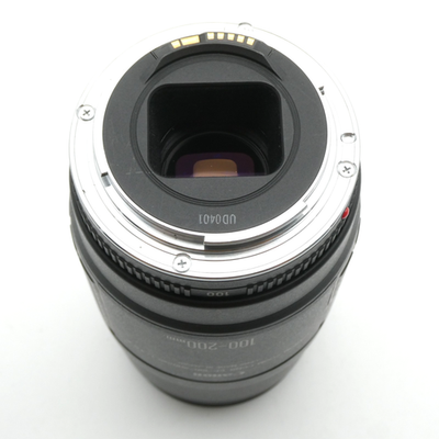 CANON EF 100-200mm F4.5 A 前後キャップ付き EF100-200mm F4.5A 光と影を操るレンズの魅力 - 魅惑の中望遠