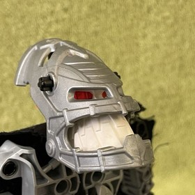 LEGO Bionicle VEZON Figure Only From Set # 8764 but w/ CUSTOM REPLACEMENT CAPE