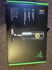 Razer Seiren Emote Streaming Microphone With Emoticon Display USB Condenser