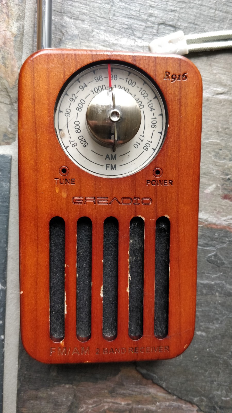 Vintage Greadio R916 Portable 2 Band Receiver AM/FM Radio