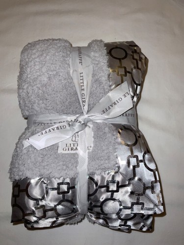 Little Giraffe Chenille Blanket Gray/Silver Metallic Binding Soft 29” x 35” - Picture 6 of 8