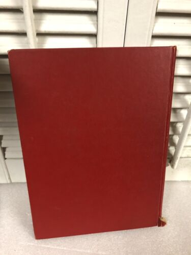 1971 yearbook THE PELICAN Denham Springs Louisiana Jr High School - Picture 3 of 6