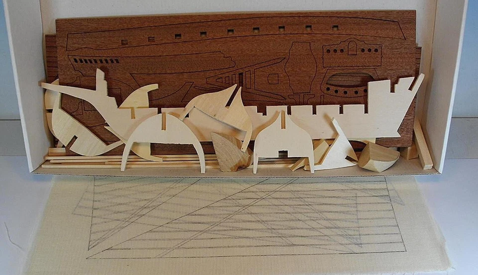 Aeropiccola Holzbausatz Segelschiff Indiscret OVP #5159 - Bild 3 von 4