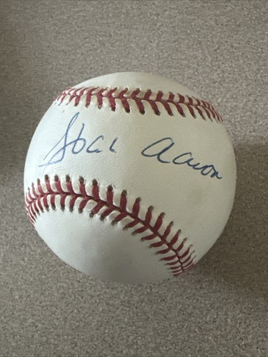Hank Aaron Signed Baseball Center Sweet Spot Auto Blue Rawlings 1990s Braves PSA - Picture 8 of 8
