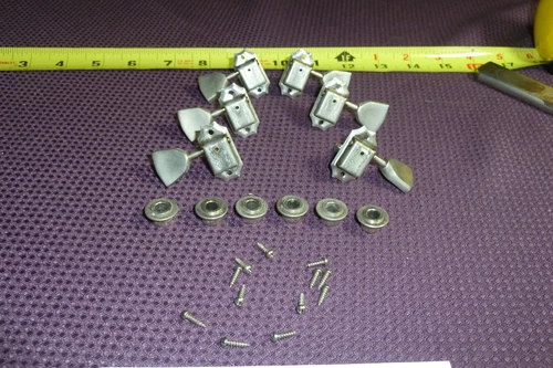 Late 1960s – 1970s Nickle Gibson Deluxe Double Line Guitar Tuners - Item PT