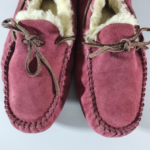 UGG Slippers Dakota Moccasin Pink Sheepskin Fur Lined Slip On Size UK 8.5 US 10 - Picture 11 of 24